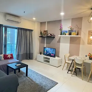  Apartment Mercu Summer Klcc By Kuminshu Ma­lay­sia